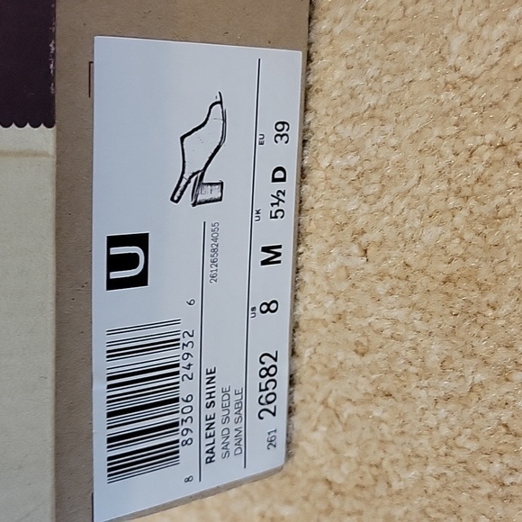 Shoes - Picture 3 of 4